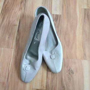 Easy Street Unique Vintage Shoe